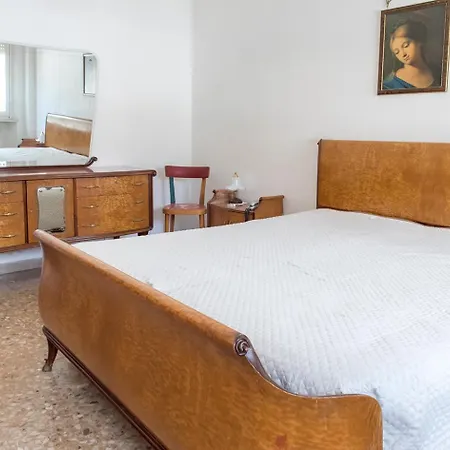 S312 - Sirolo, Trilocale A Pochi Passi Dal Centro